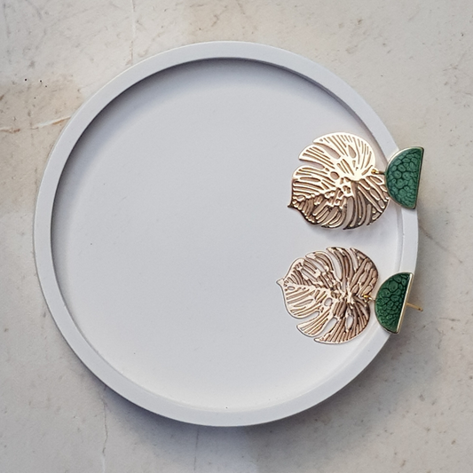 Olivia Earrings - green image 1